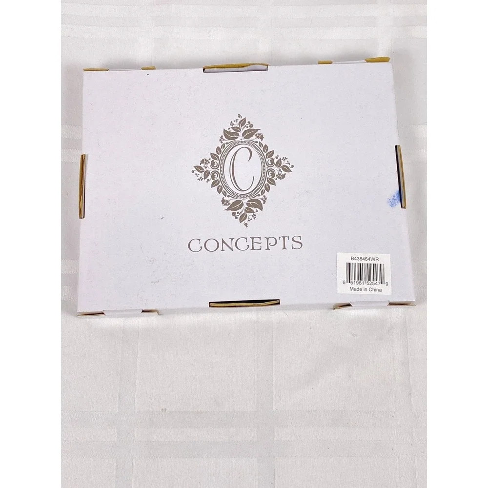 Concepts‎ Holiday Collection Red Snowflakes on White Matte Standard-Size 6